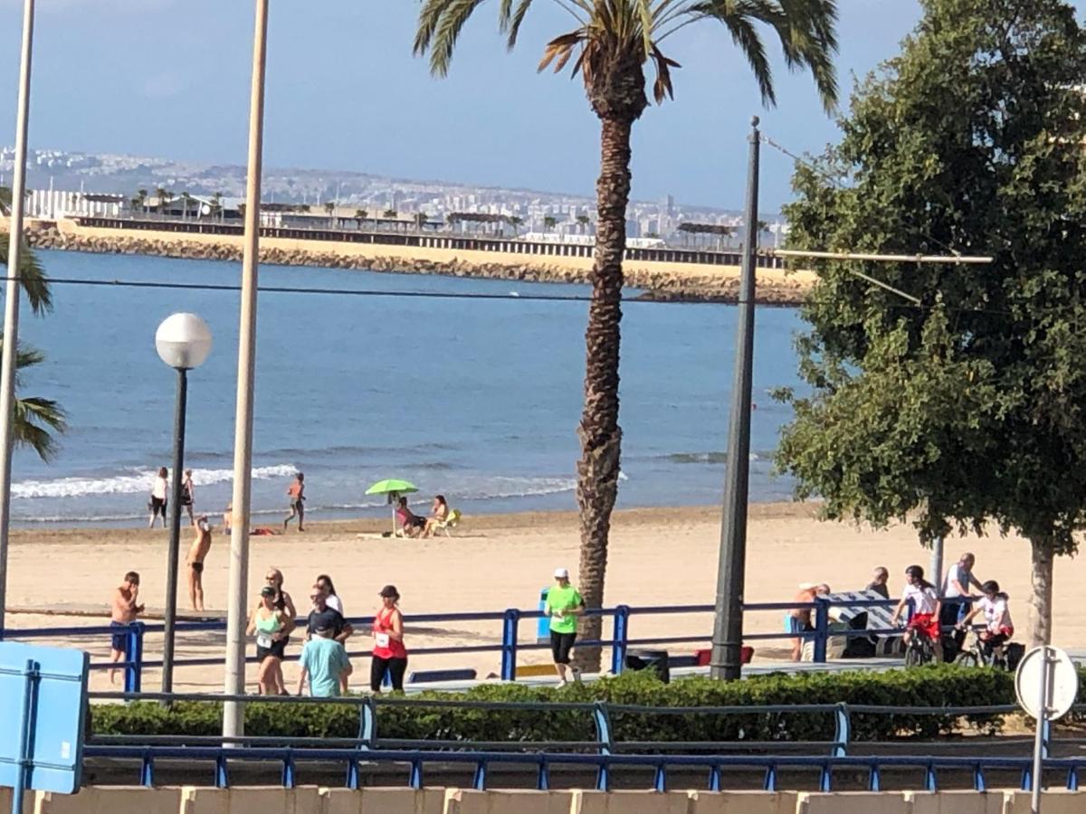 Viriatos Beach Alicante Buitenkant foto